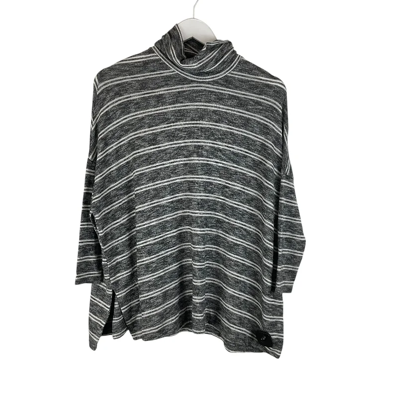 Top Long Sleeve By Anthropologie In Grey, Size: Xs