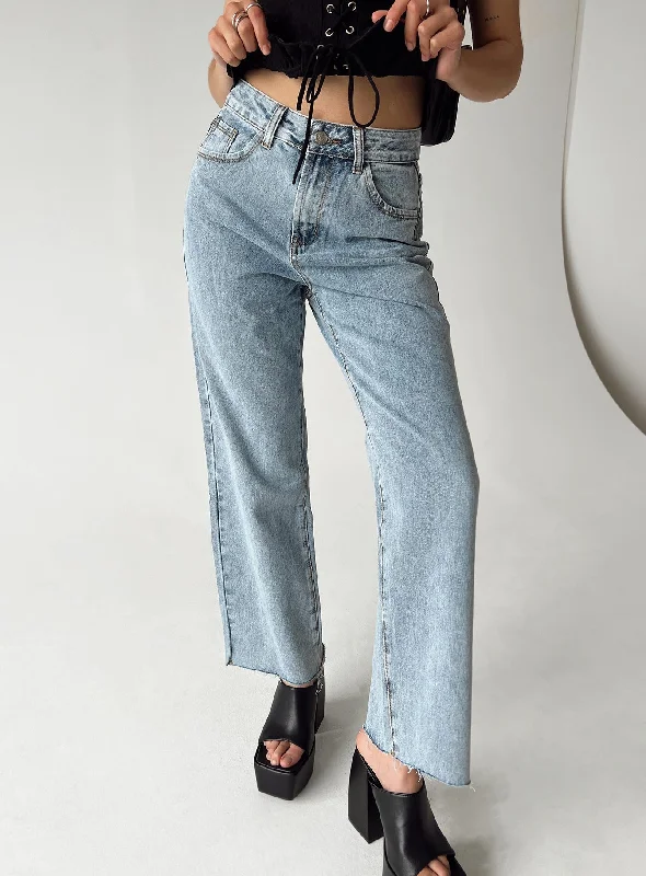 Limited Quantities Kalinda Denim Jeans Petite