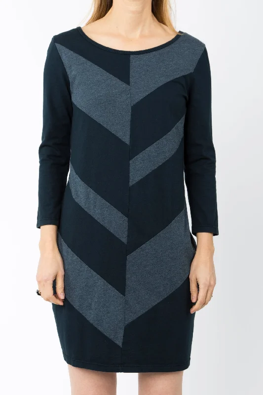 Sophisticated Style Diversion Dress in Cruiseliner