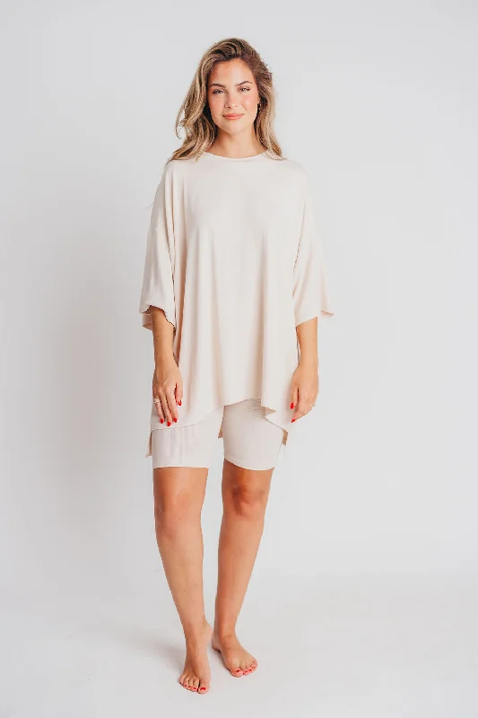 Chic Everyday Wear All Weekend Long Set - Short Sleeves - in Oatmeal