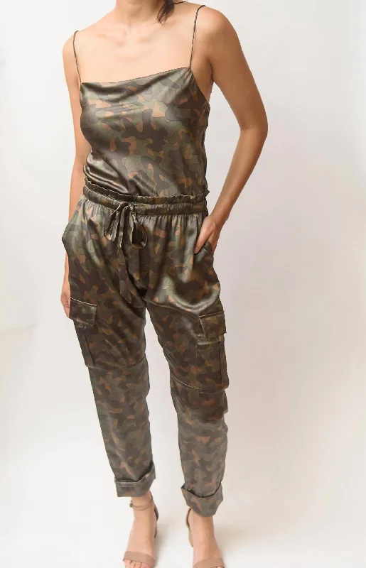 Chic Trend Collection Carmen Cargo Pant In Camo